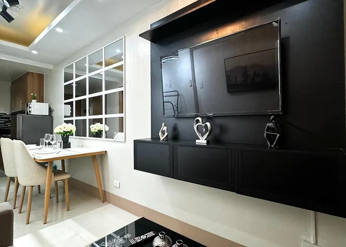 Bachelor Pad Shore 3 Residences